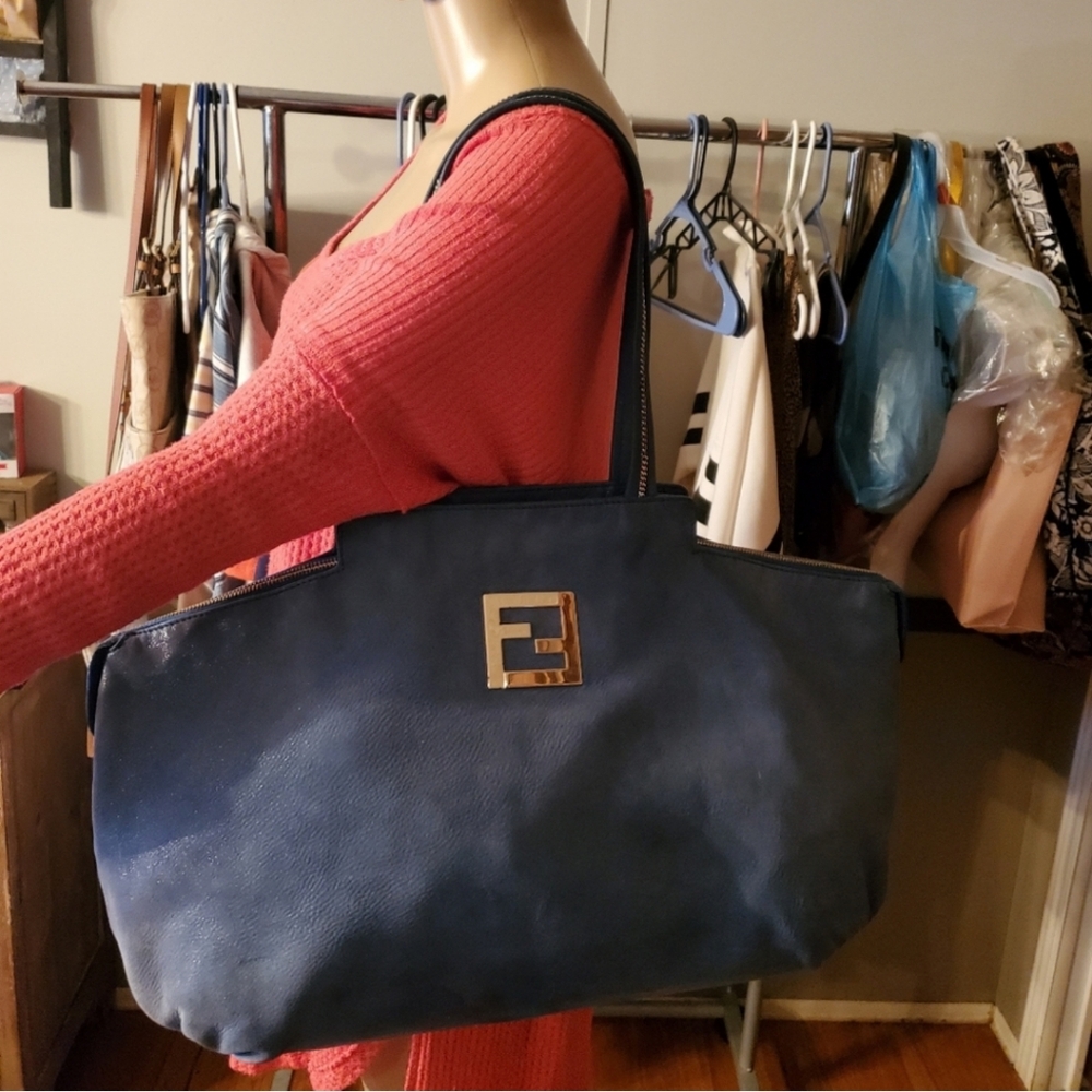 Fendi Blue Metallic Nubuck Medium Chains Tote Bag - Picture 13 of 16